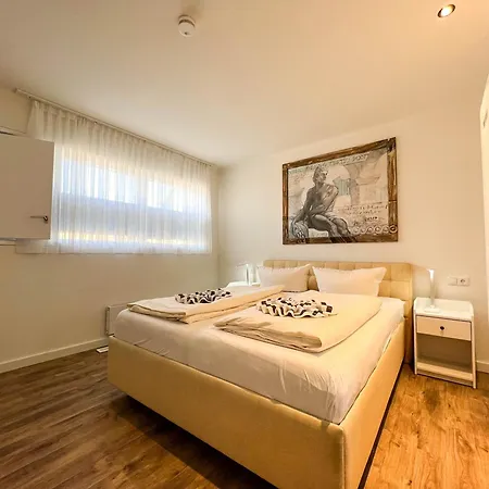 Haus Lassen Apartman *